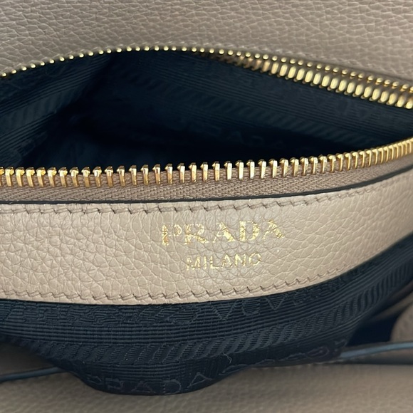 Prada Vitello phenix cammeo leather stripe strap bucket bag crossbody purse š¤ - Picture 11 of 16